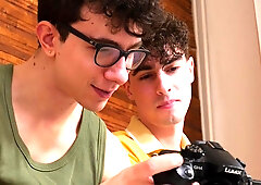 Model Twink Boy Cassian Wesley Gets Fucked & Creamed!