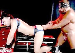 Horny hairy top facefucks and fists the bitchy jock Zac Snow with Mike Masterson