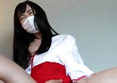 Real orgasm!? Giving her pussy a fingering.