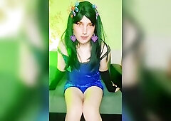 Witchy curves shriek with large bazookas hunger