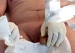 Pissing, close up, doctor