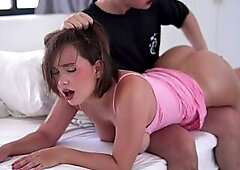 LARGE BUTT, CONSTRICTED CUNT BANGED HARD UNTIL THIS BABE SHIVERS