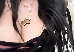 Doxy Flashes In Walmart