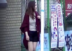 All these girls arent aware that they are recorded while peeing