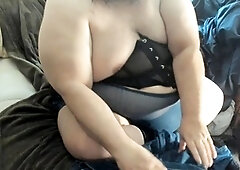 Curvy sissy gets all dolled up for her exciting rendezvous