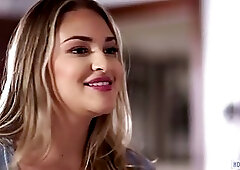 It's hard t have a proper phone call when your girlfriend is fingering your pussy