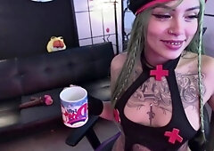 Shaved pussy blonde Tasha Reign with big boobs goes solo