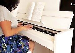 My 1st piano lesson