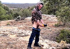 OUTDOOR SPUNK! - Using a fucktoy and shooting a geyser