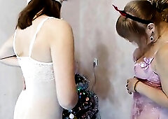 We met on Tinder, a mother I'd like to fuck and a teen decorating a Christmas tree on their 1st date.