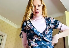 Cute amateur brunette naughty in solo jerking show on camera