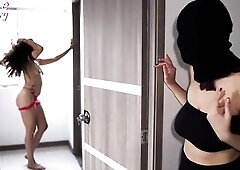 Gal Robber breaks into a abode and see the abode owner getting bare, they the one and the other screwed wild