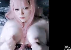 Cosplayer de tetas grandes