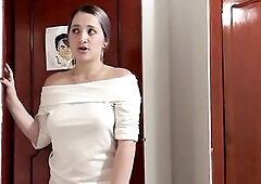 VOY POR UN ALQUILER PERO SE PAGA FOLLANDO A LA CASERA PARTE 1