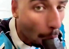 It's always a arouse to munch a devotee like that.