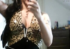 Nikkimontero - London shemale mirror joy with a priceless lipstick