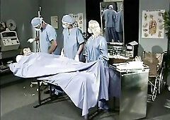 Construction Beauty (USA 1996, Gina Everett, Davia Ardell) - Krissy Style