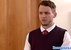 Gaybait masseuse nails tatooed muscle jock