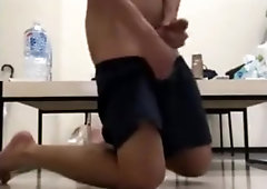 肌肉腹肌帅气体育生直男俯卧撑撸射运动裤straight