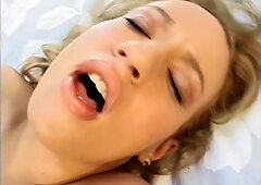 Bunny Luv worships gigantic penis