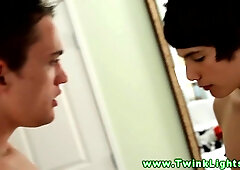 Gay Volturi vampire giving head to lucky Cullen guy