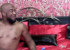 Mature wife Sofia Del Mar loses control in rough bedroom session with her lover