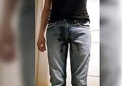 panties pissing afresh