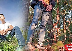 Guy Long Pissing In The Forest Under A Tree - Pissvids