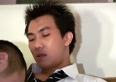 日本吸吮大公雞他媽的2