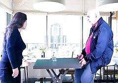 PREVIEW OF HAWT UNDRESS GAME IN A RESTAURANT WITH CUMANDRIDE6 AND OLPR