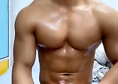 Không ai chịu call show thì tui làm 1m v.