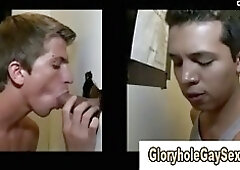 Twink gets mouth cumshot from glory hole