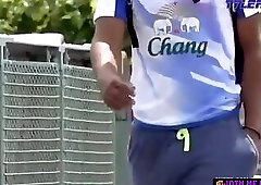 Tahar Reçoit Sa Sauté Pour Pâques