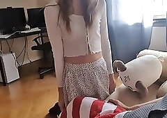 Perfect sissy finishes work and starts sucking