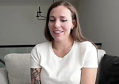 Big boob brunette masturbates on webcam