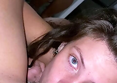 Teen lesbian licking amateur pussy