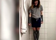 Extremly pee in my panties and wetting my entire buddy with pee